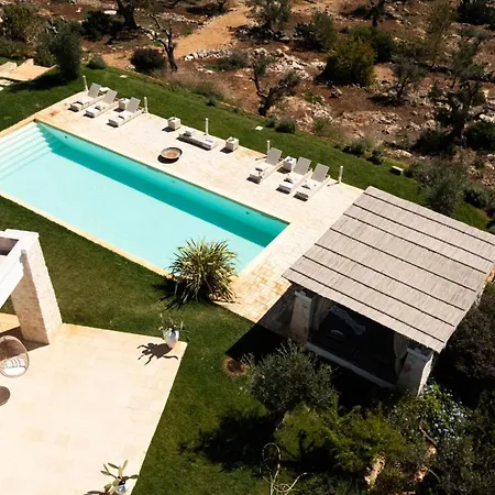 San Vito Due * أوستوني